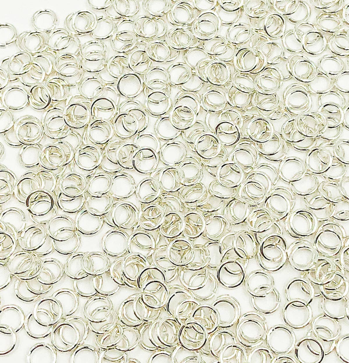 MFT060DE4. Sterling Silver Open Jump Ring 22 Gauge 4mm: 4mm / 50 Pcs / 22 Gauge