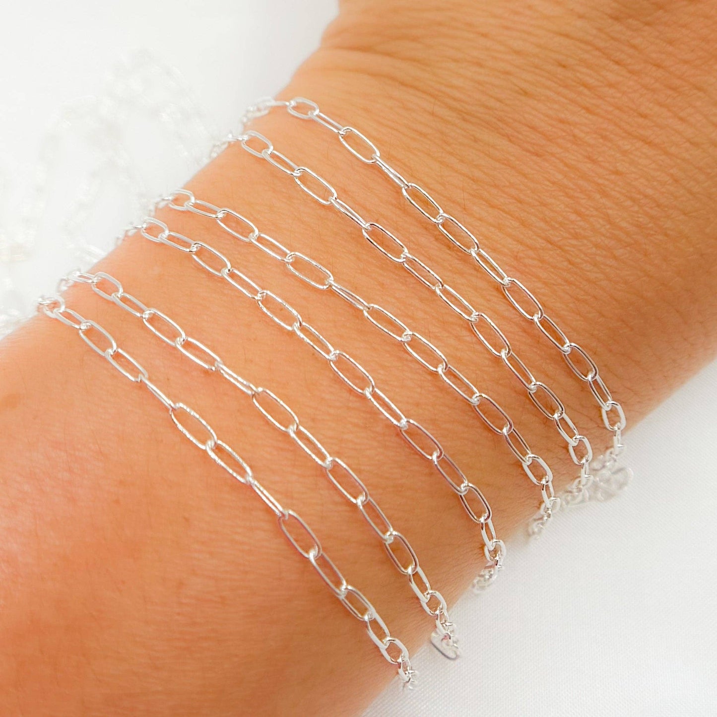 1806SS. Sterling Silver Paperclip Link Chain: 1 Ft. / 4.1mm-5mm / Paperclip