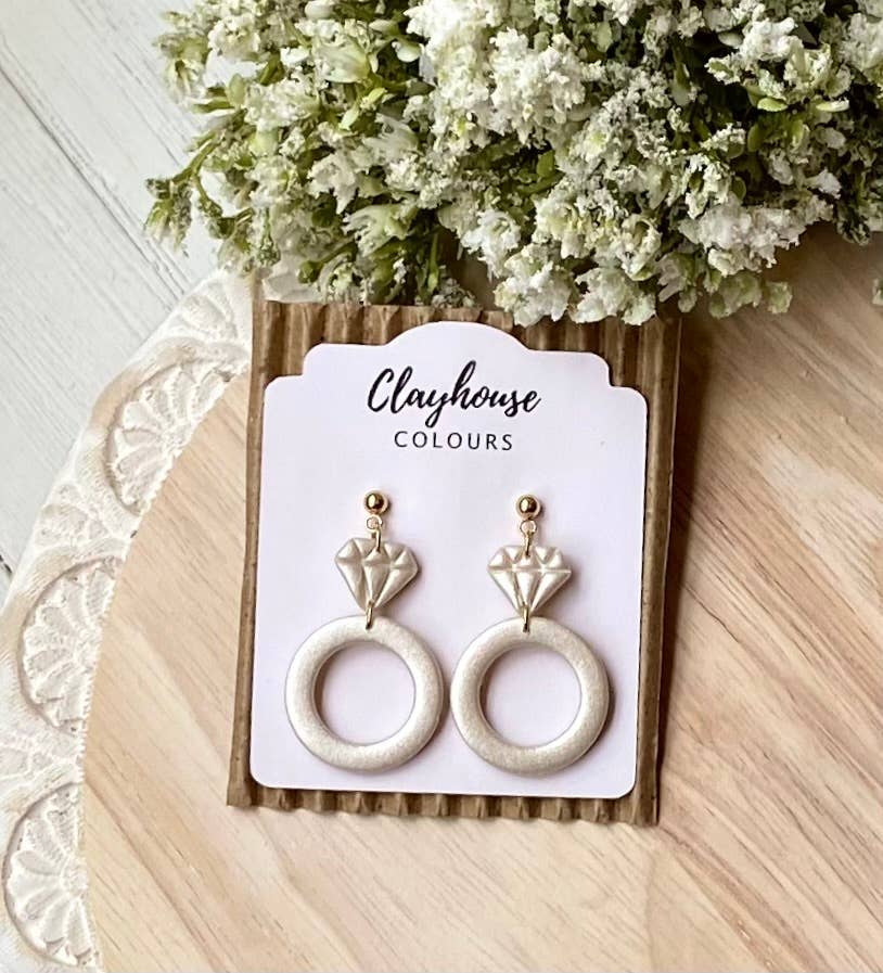 Bridal Earrings : Engagement Ring