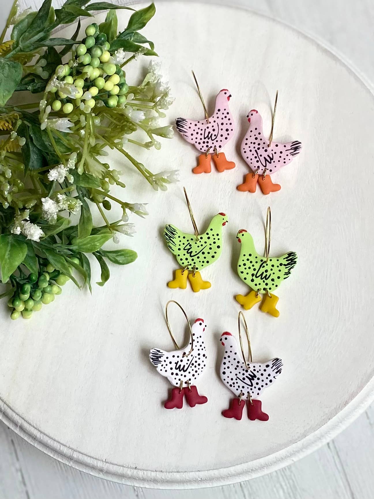 Chicken with Boots Hoops: White/Red Boots