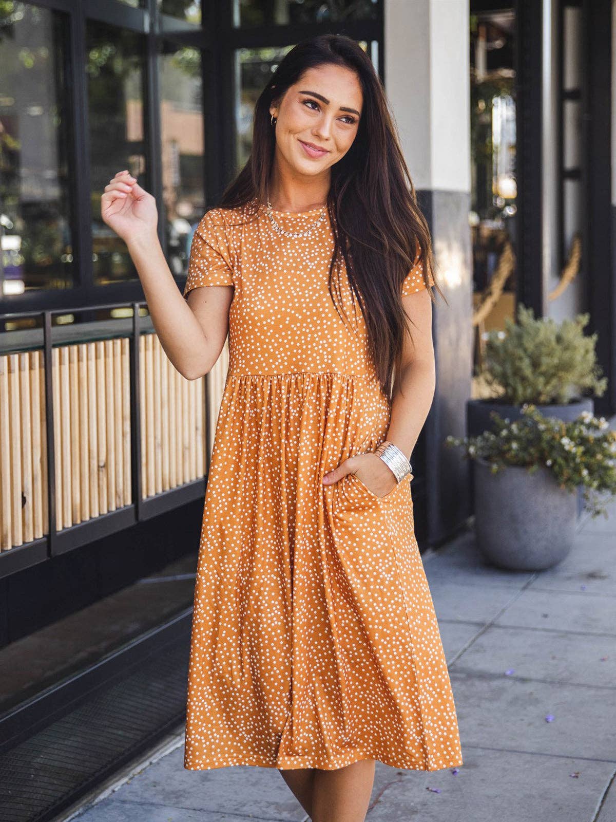 Gathered Waist Side Pocket Penelope Dress: Floral Blue / Medium