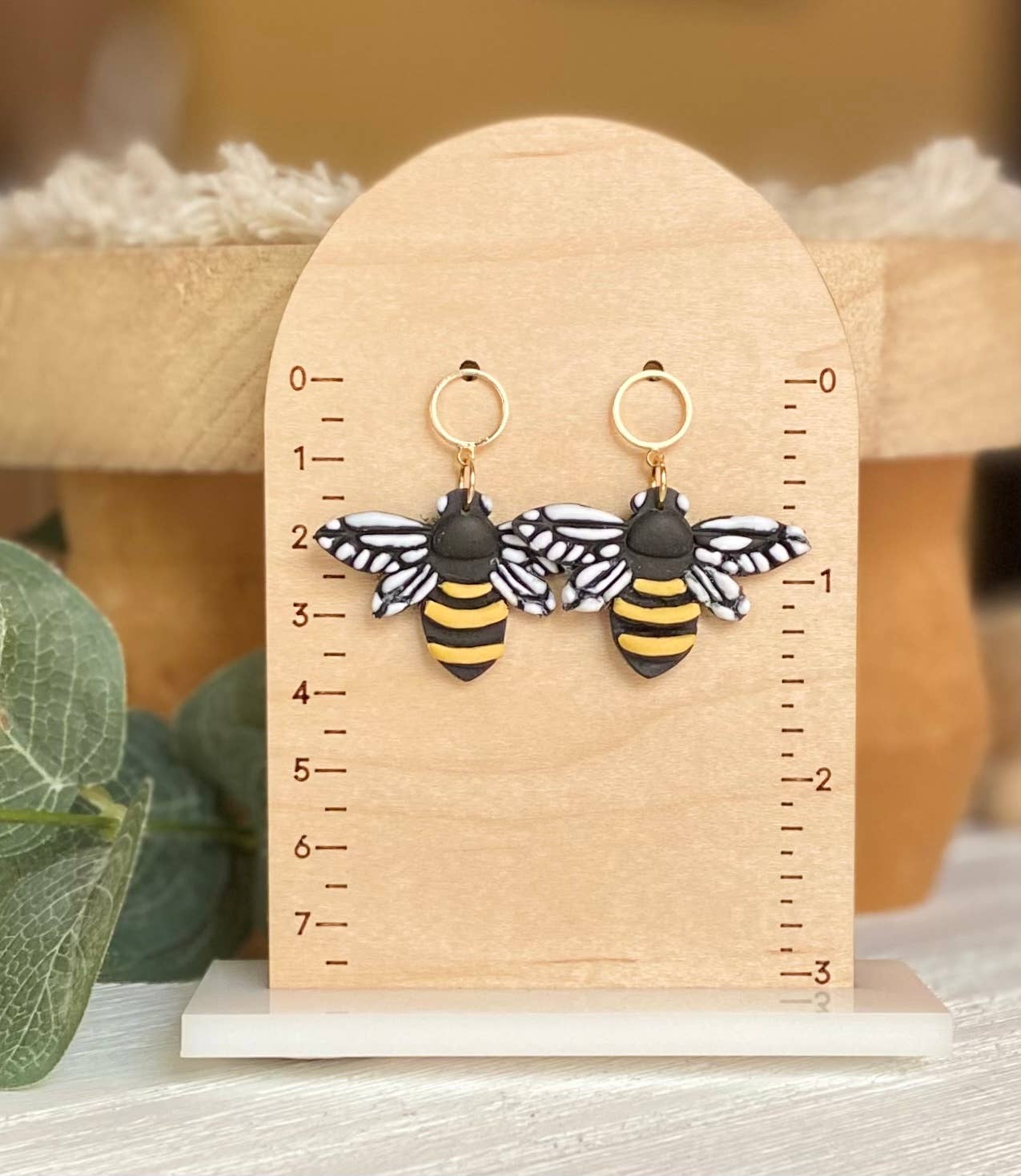 Bee Clay Earrings: Bee with Flower