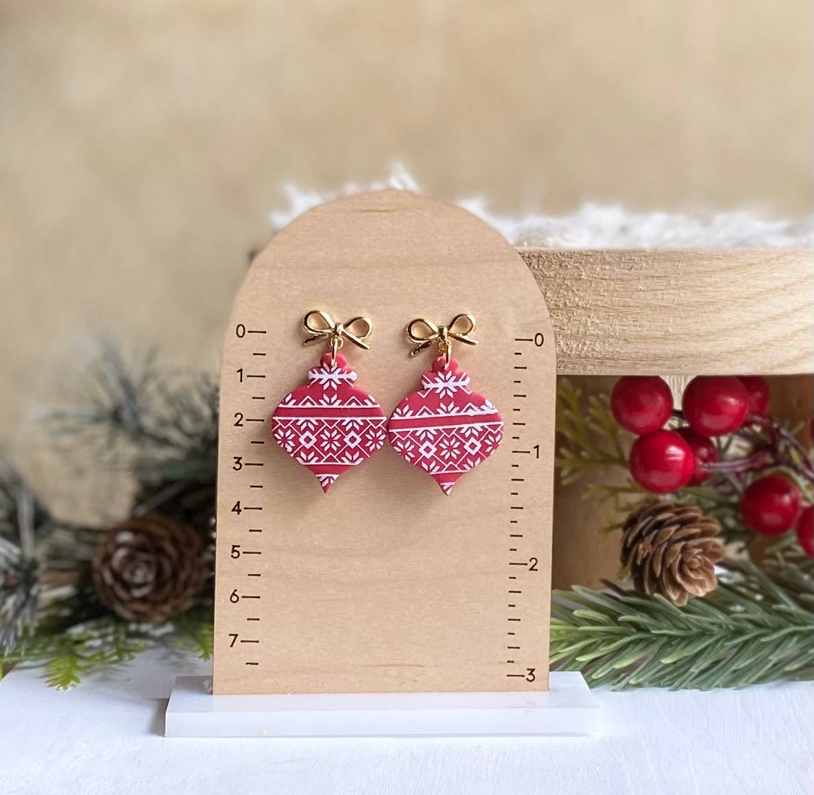 Christmas Earrings: Gringerbread House