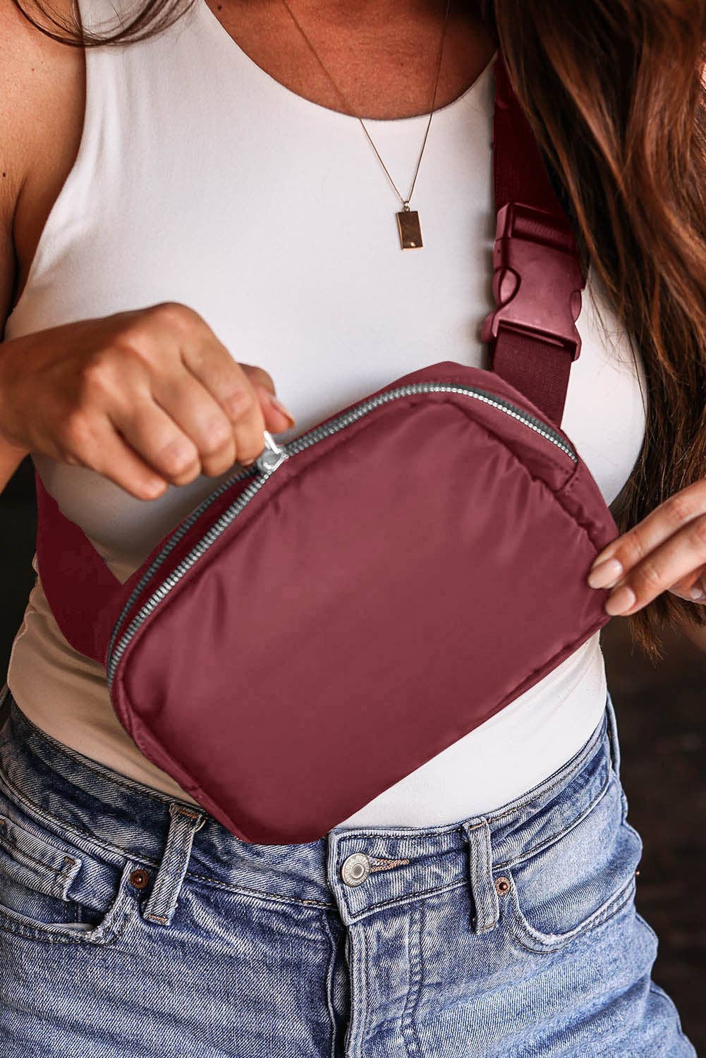 Waterproof Zipped Crossbody Chest Bag 20*5*14cm: Black / 82%Nylon+18%Spandex / ONE SIZE