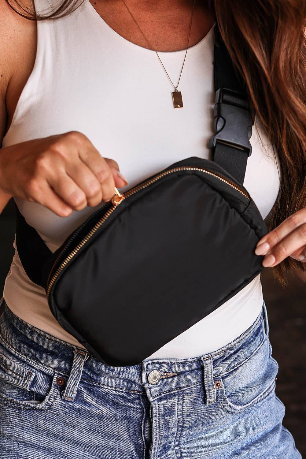 Waterproof Zipped Crossbody Chest Bag 20*5*14cm: Black / 82%Nylon+18%Spandex / ONE SIZE