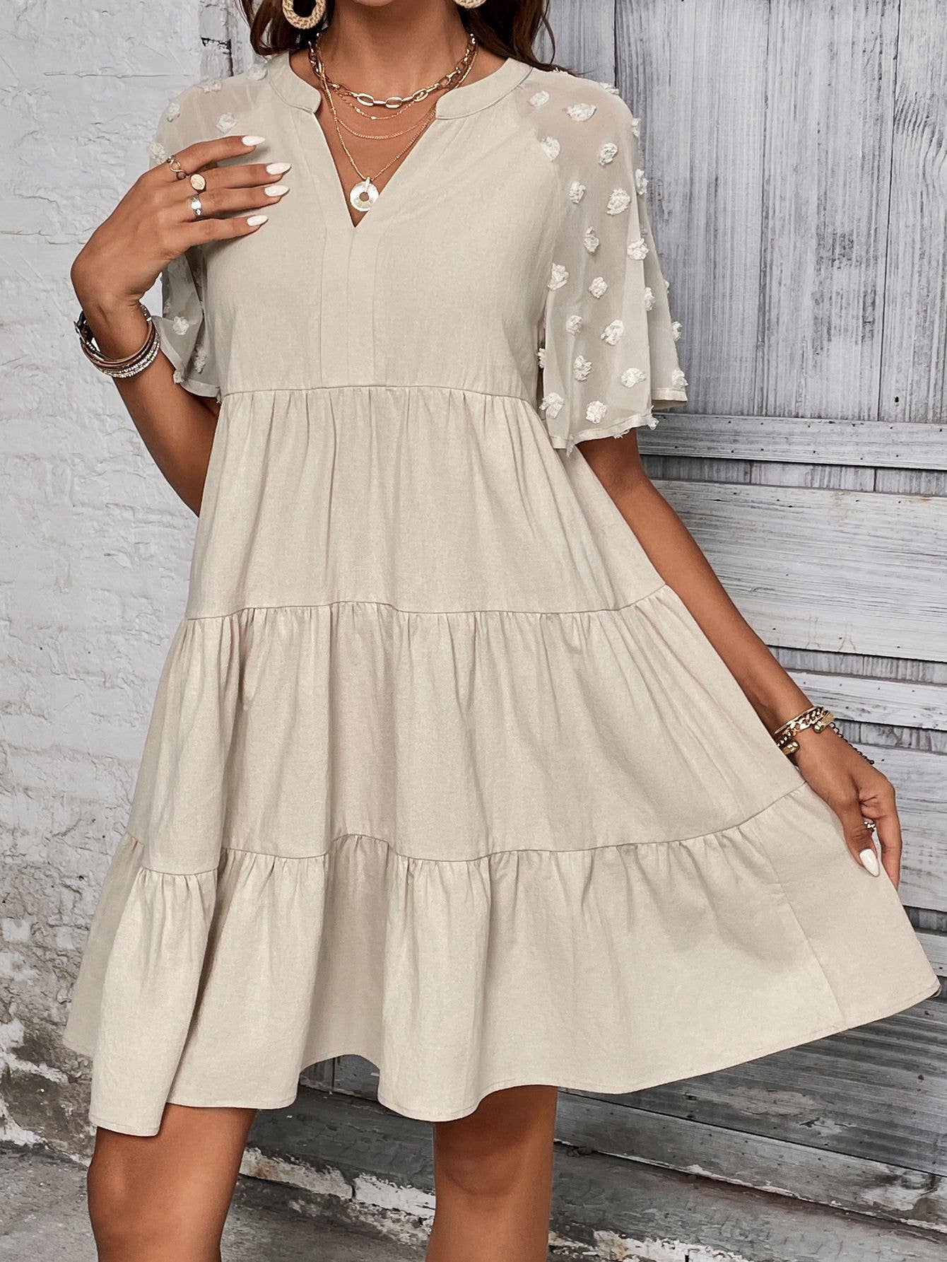 V-neck and a large hem loose and casual dress: APRICOT / (M) 1