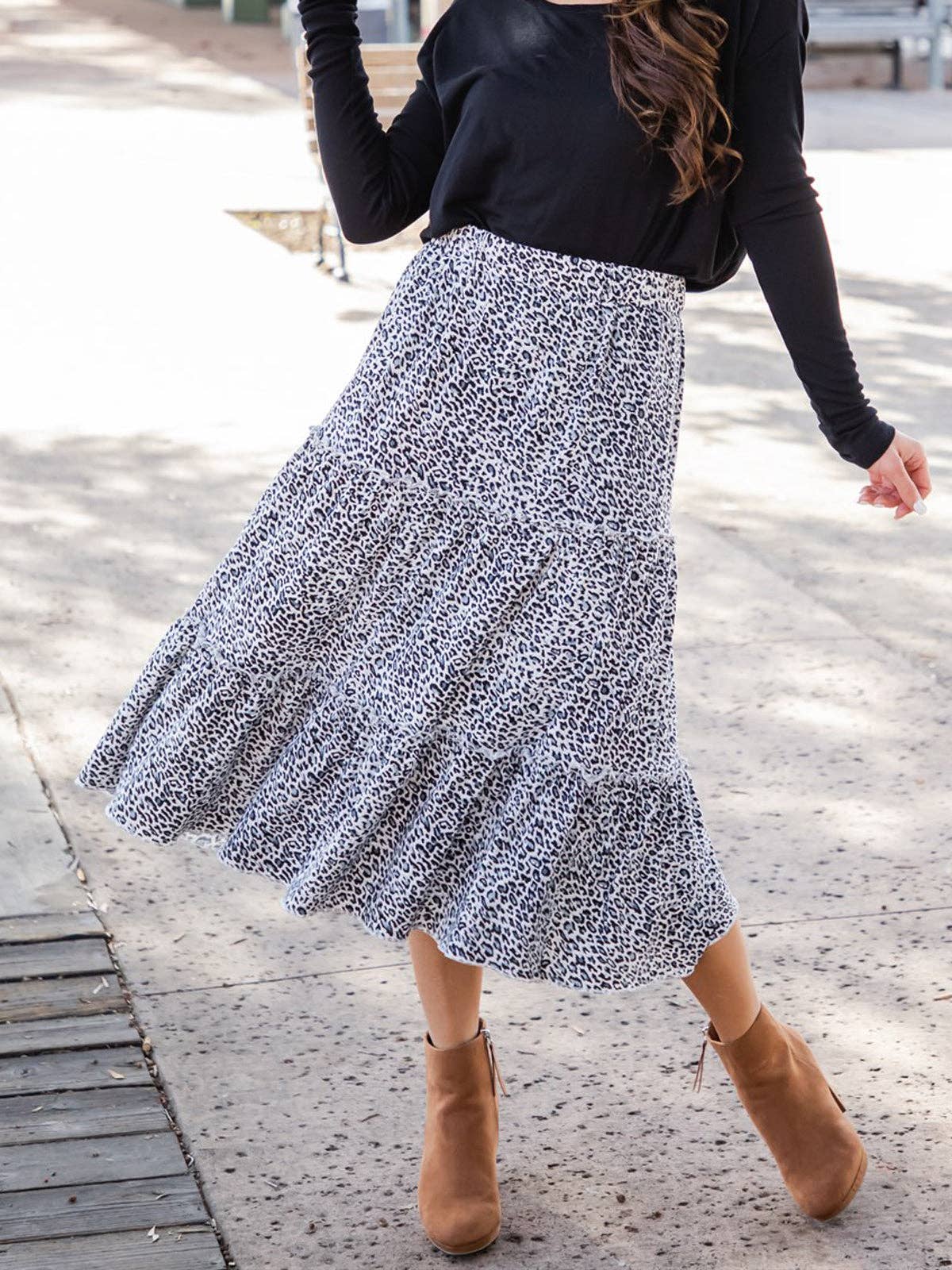 Amara Animal Print Tiered Midi Skirt: Cheetah Dark Brown / Small