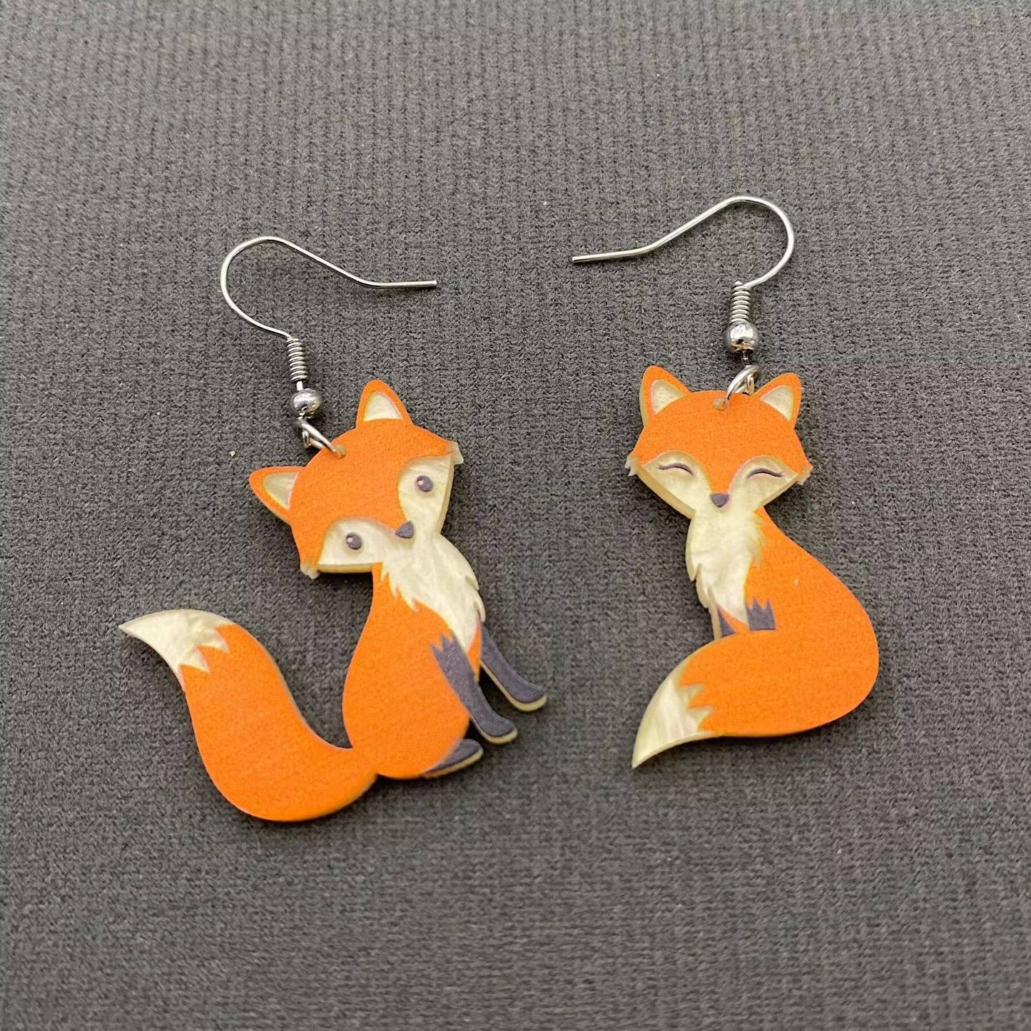 Acrylic Fox Danle Earrings - YK: A
