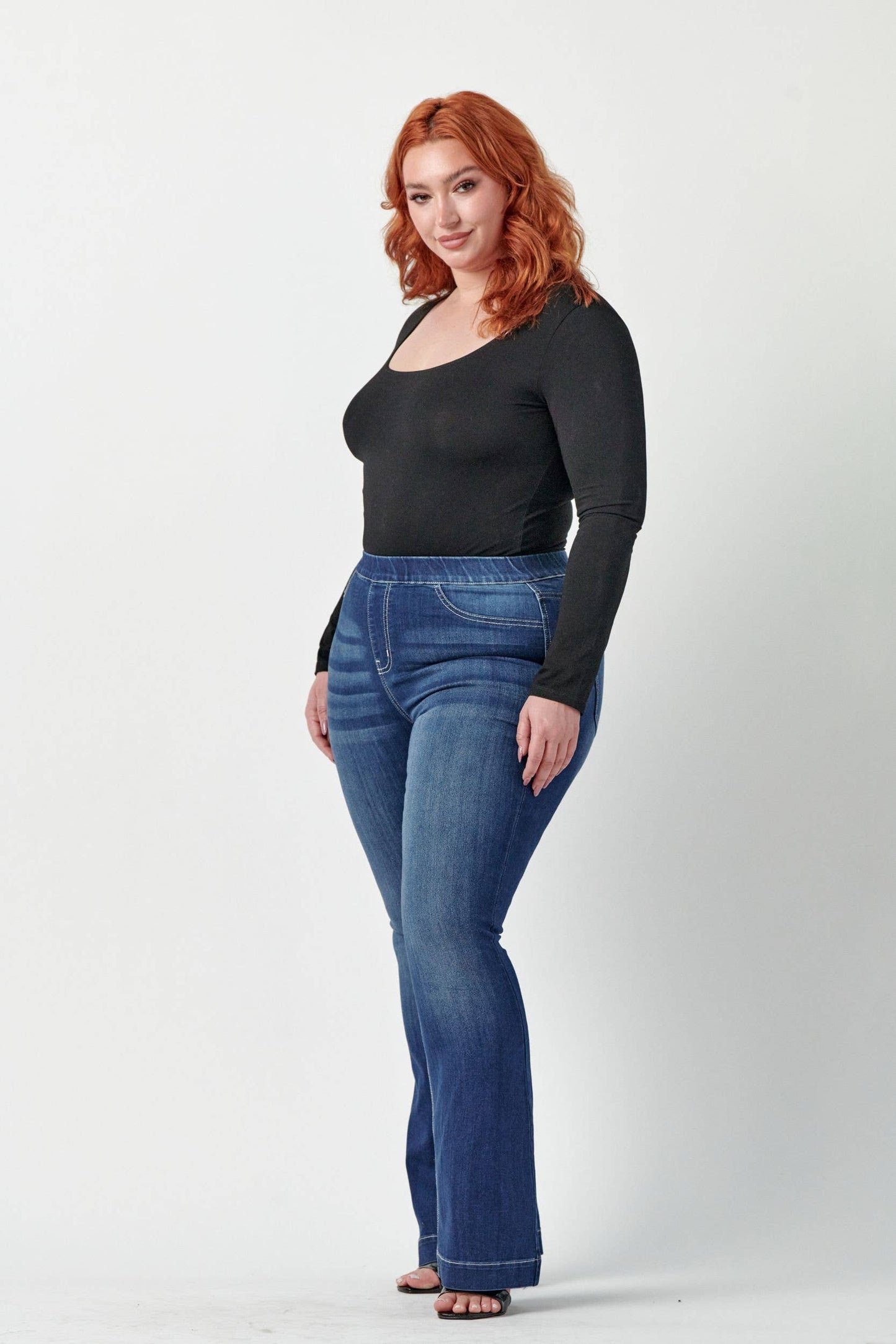 Plus Mid Rise Dark Flare Jegging [AB35324DKP]: 1X