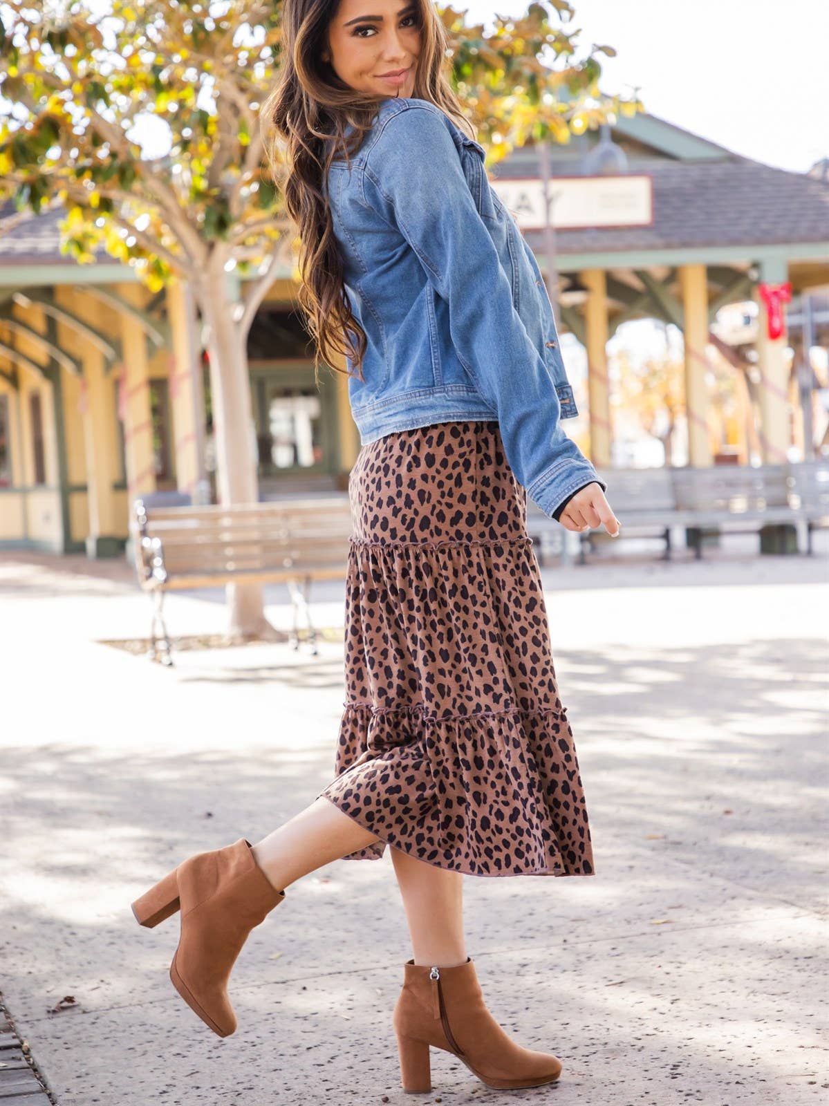 Amara Animal Print Tiered Midi Skirt: Cheetah Dark Brown / Medium
