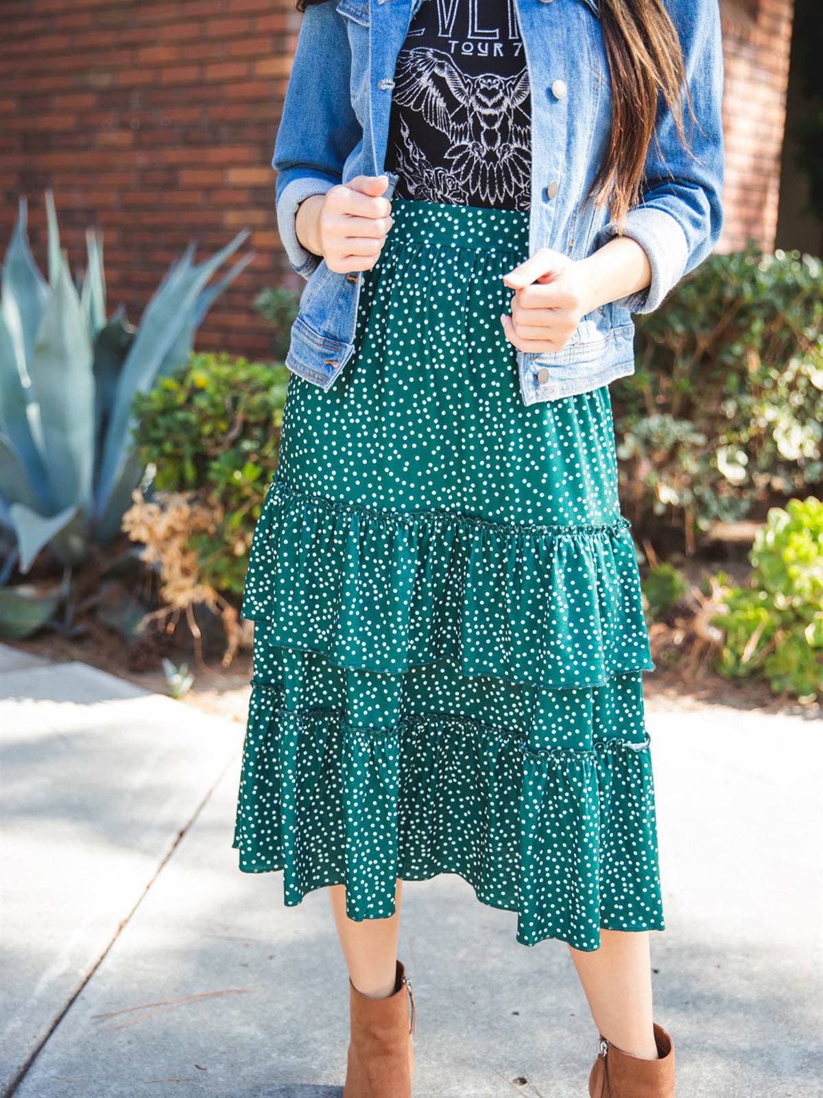 Ruffle Tiered Midi Raven Skirt: Dot Gold / X-Large