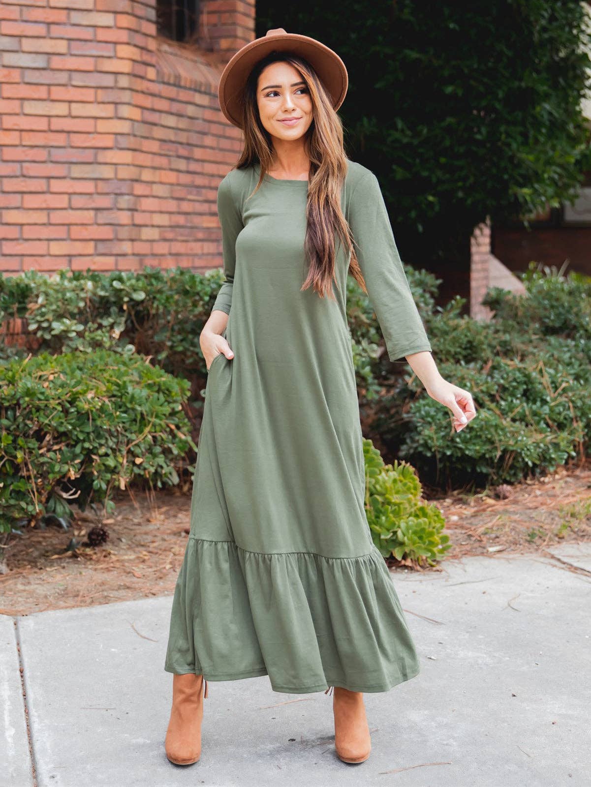 3/4 Sleeve Maxi Sander Dress: Green / Large