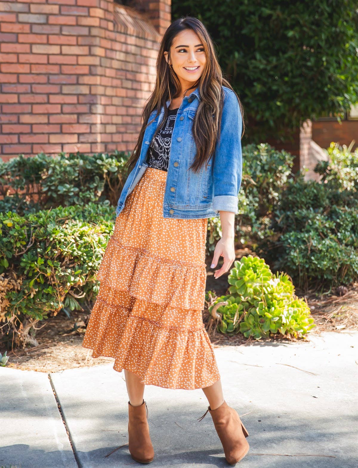Ruffle Tiered Midi Raven Skirt: Dot Gold / X-Large