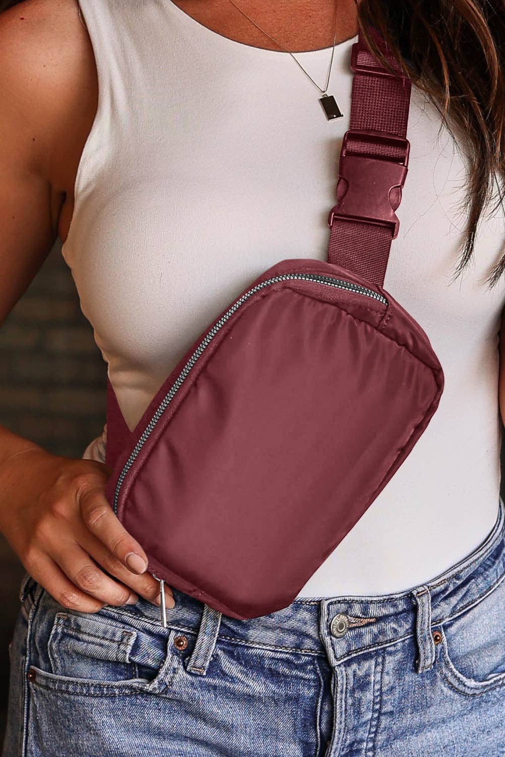 Waterproof Zipped Crossbody Chest Bag 20*5*14cm: Black / 82%Nylon+18%Spandex / ONE SIZE