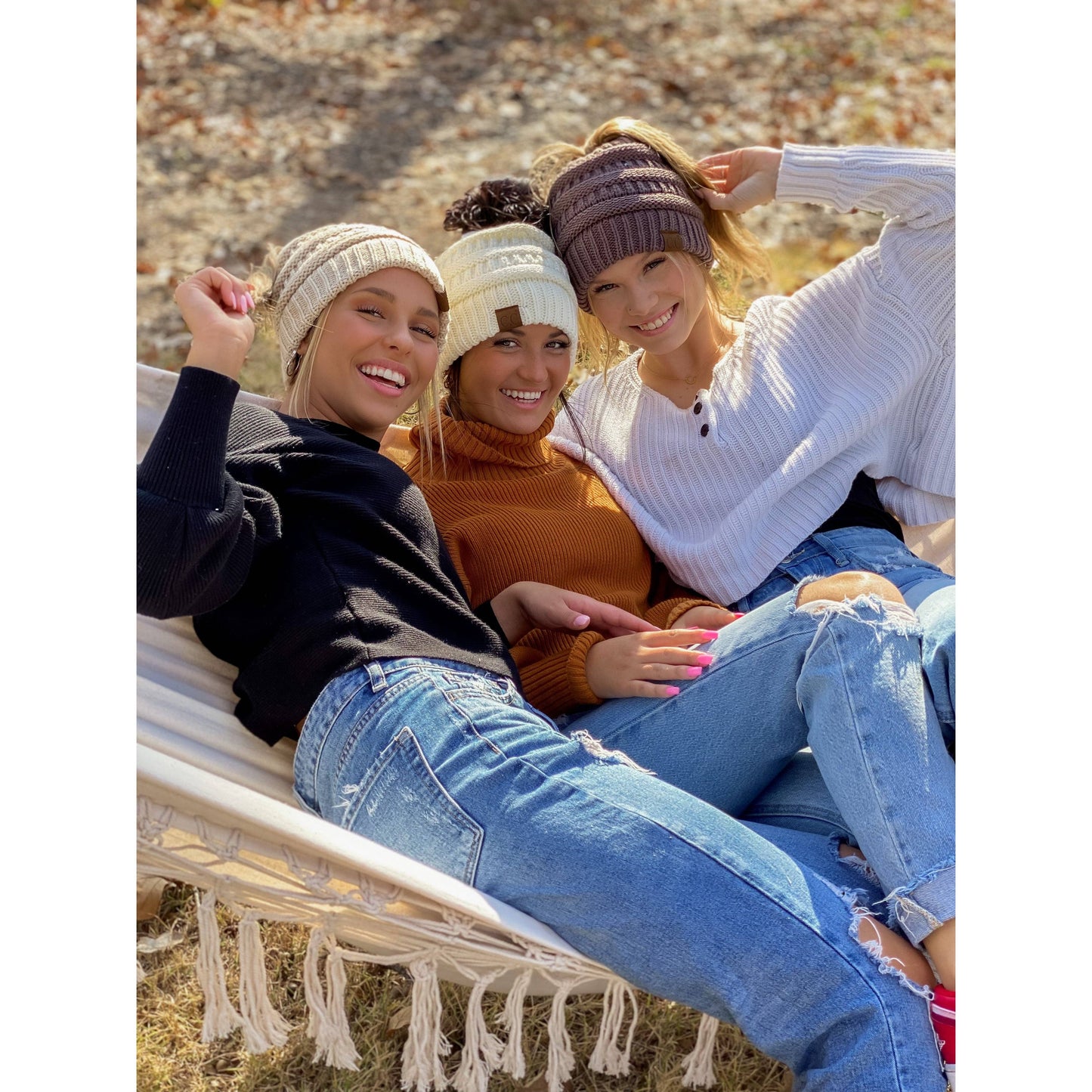 Fuzzy Lined Solid Classic CC Beanie Tail MB20AL: Navy