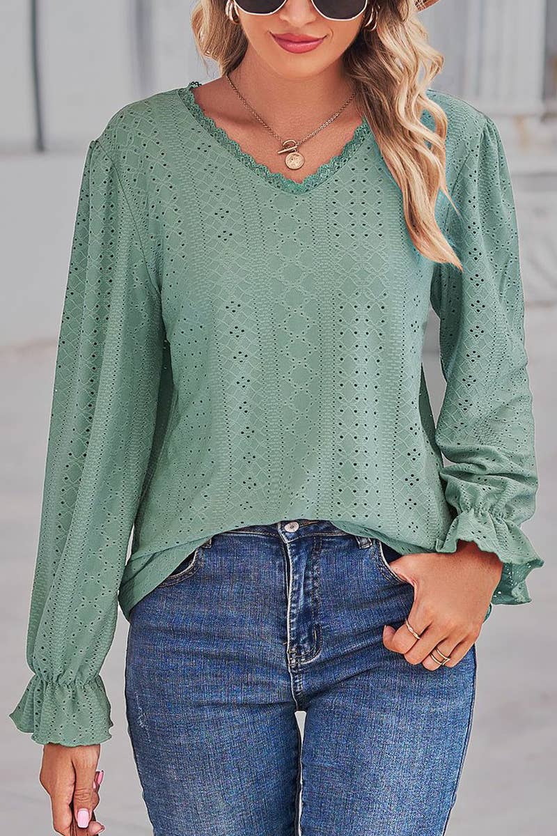 WOMEN LACE TRIM NECK EYELET LONG SLEEVE SHIRT TOP_CWTSTL0301: MAUVE / (S) 1